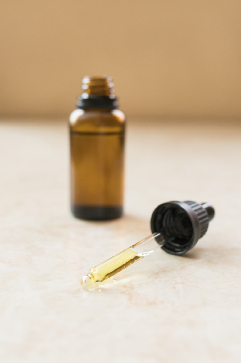 cbd-oil-5358401_1280.jpg