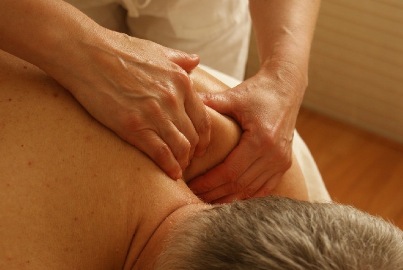 massage-389716_1280.jpg