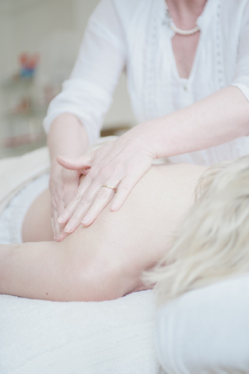 massage-650879_1280.jpg