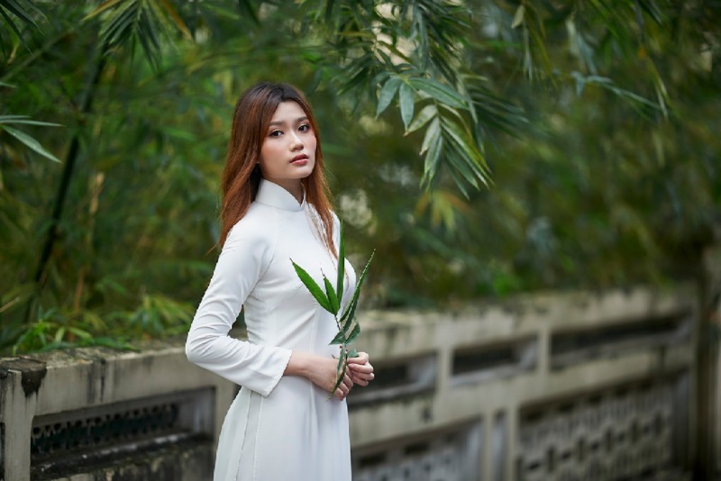 woman-7198072_1280.jpg